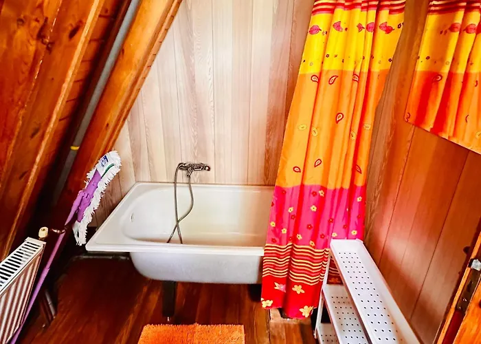 Bacowka W Karkonoszach - Na Wylacznosc W Karpaczu Blisko Wyciagu I Szlakow